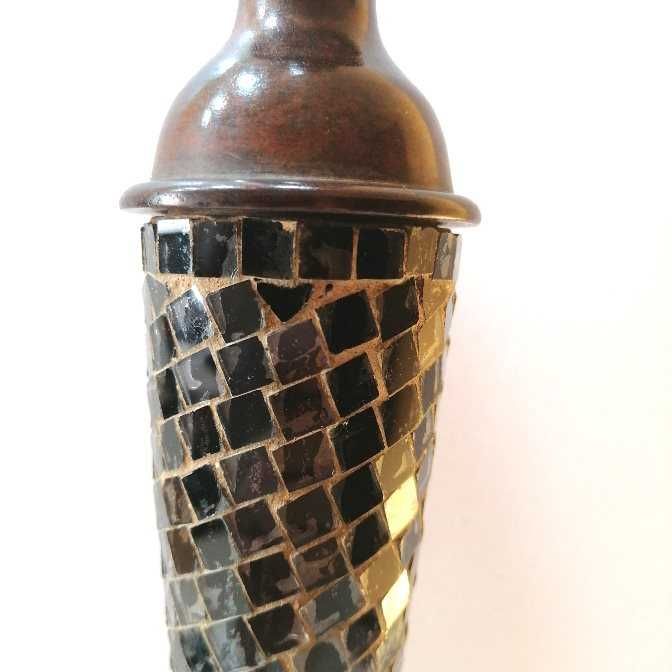 Tocheiro ou candelabro metálico