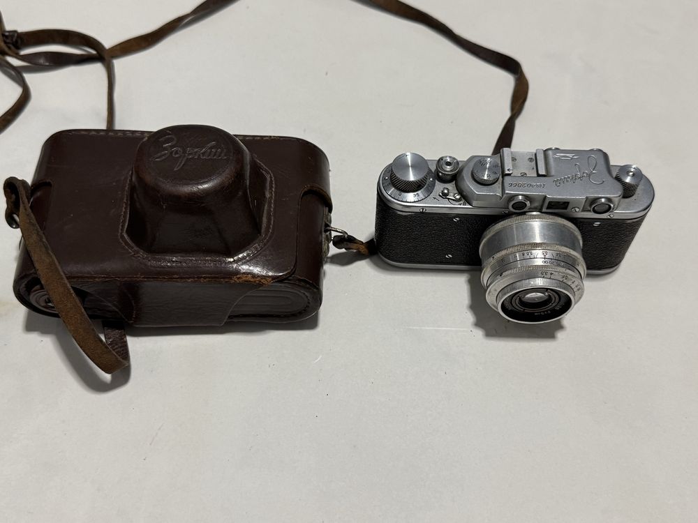 Фотоаппарат Зоркий с объективом Индустар 50