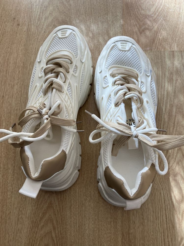 Tenis com pouco uso