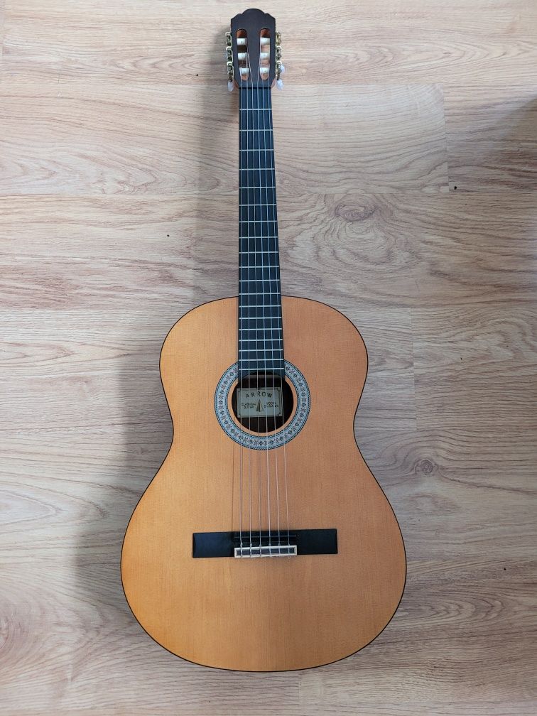 Gitara klasyczna ARROW