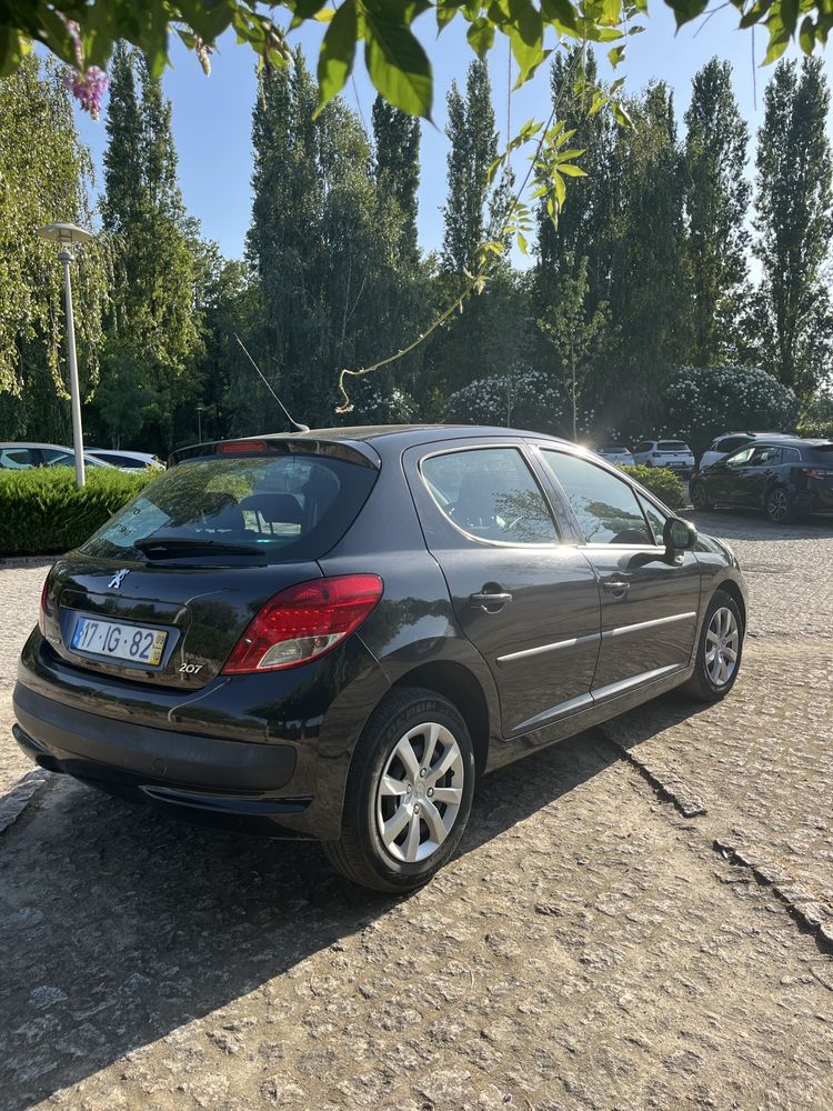 Peugeot 207 1.4 gasolina