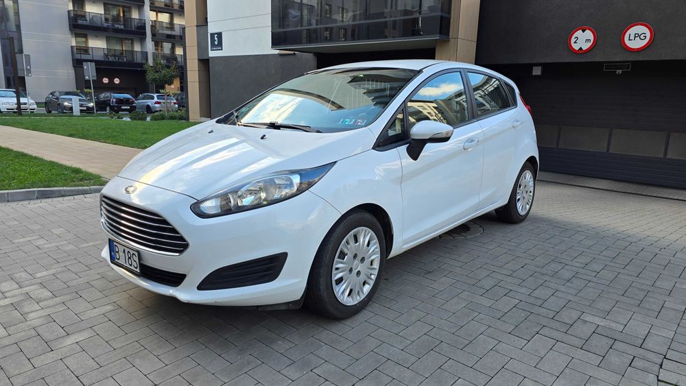 Ford Fiesta MK7 1.0 turbo benzyna 2013r. ! Klimatyzacja !