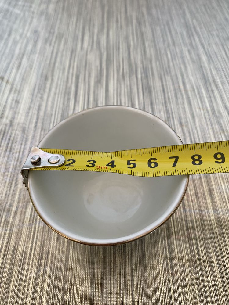 Chá de saque de porcelana antigo