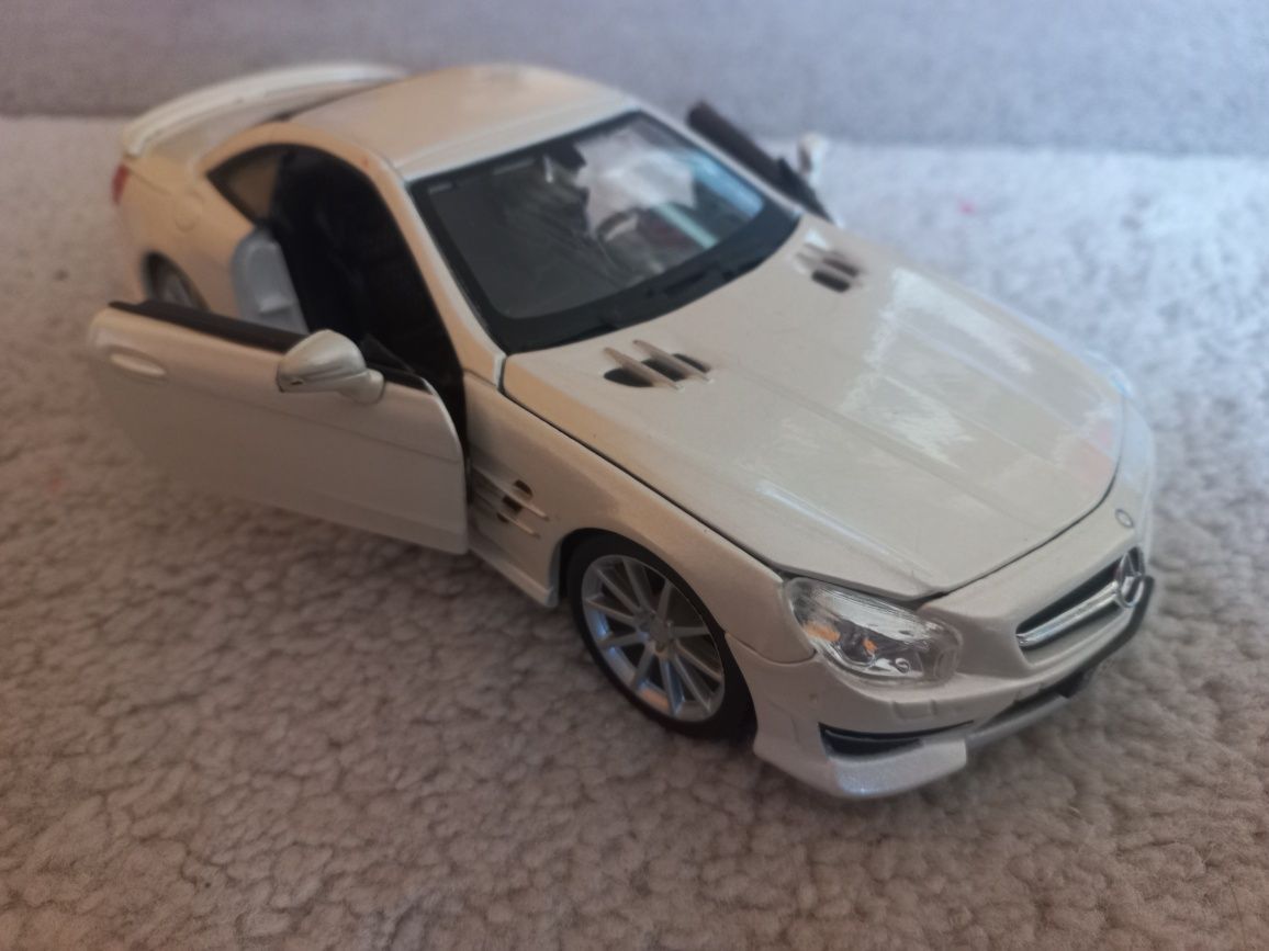 Miniatura Mercedes