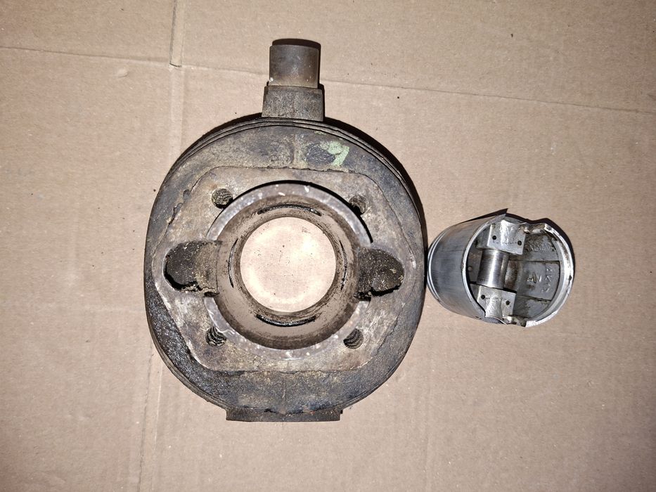 Oryginalny zmd cylinder+tlok shl 150 T/U S06 prl