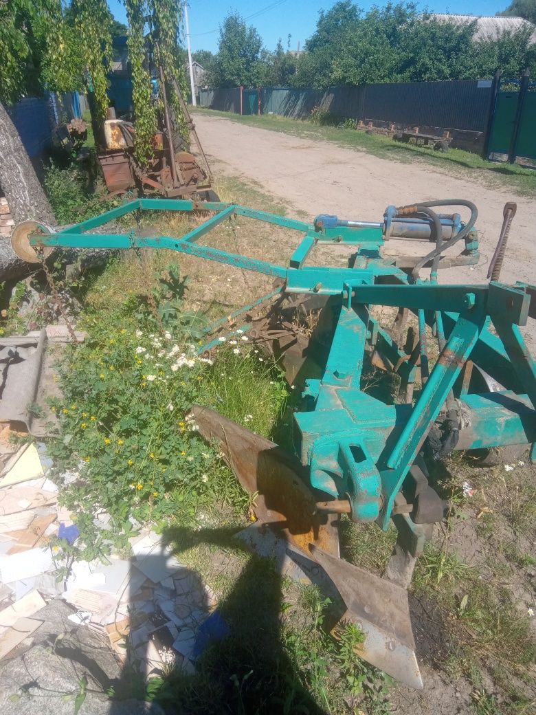 Продам плуг плн 3-35