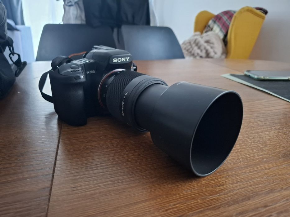 Aparat fotograficzny Sony alfa 300