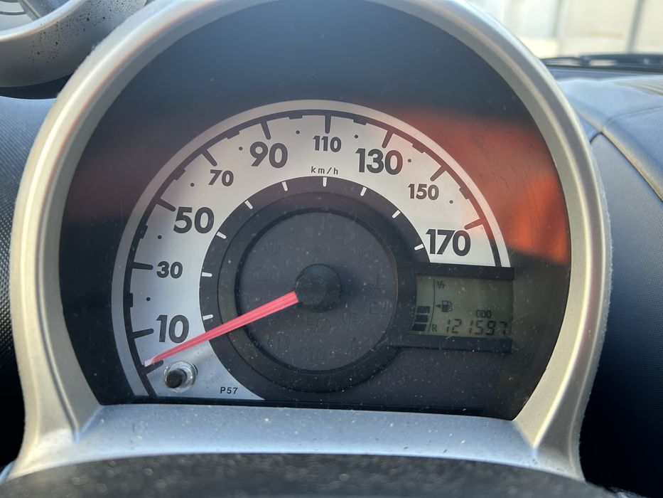 Peugeot 107 1.0 (Motor Toyota) 68 cv – 2009 –