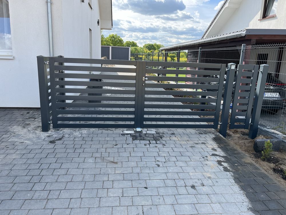 Brama rozwierna 290x120
