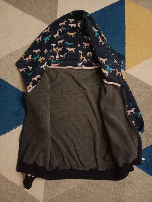 Bluza z polarem w konie koniki kolorowa asymetryczna