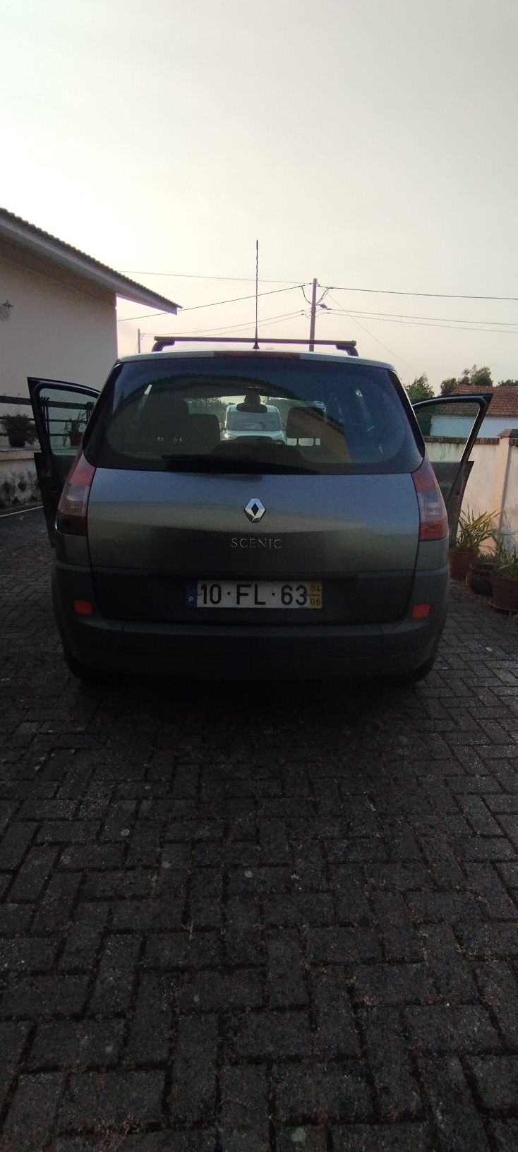 Renault Scenic 1.9 DCI