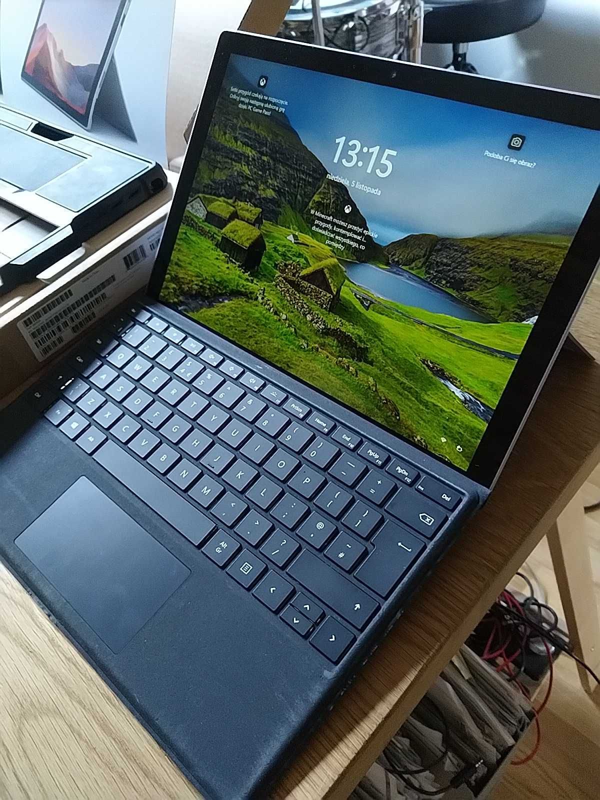Surface Pro 7 laptop 2w1 ekran dotykowy klawiatura etui