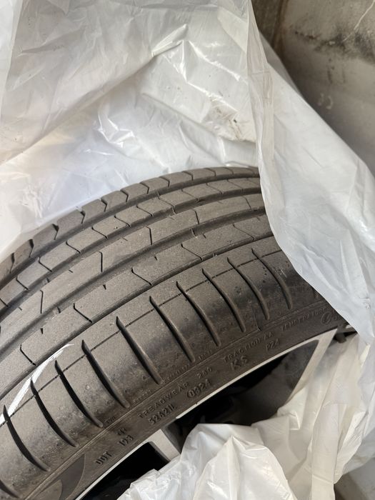 Opony letnie Pirelli P Zero 245/35 R20 super stan