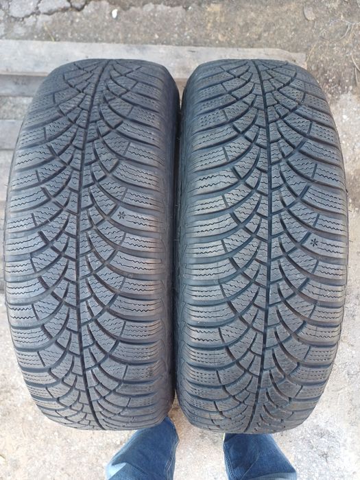 Dwie opony zima 195 65 R15 95T Goodyear UltraGrip 9+ super stan