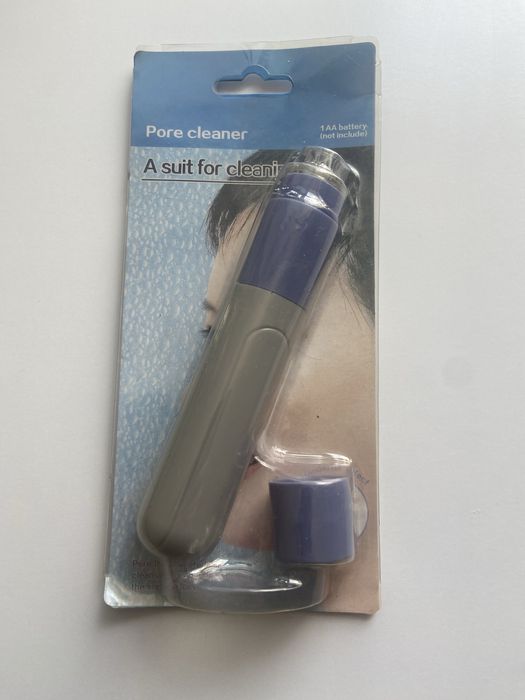 Ваккумний пристрій для чистки шкіри обличчя