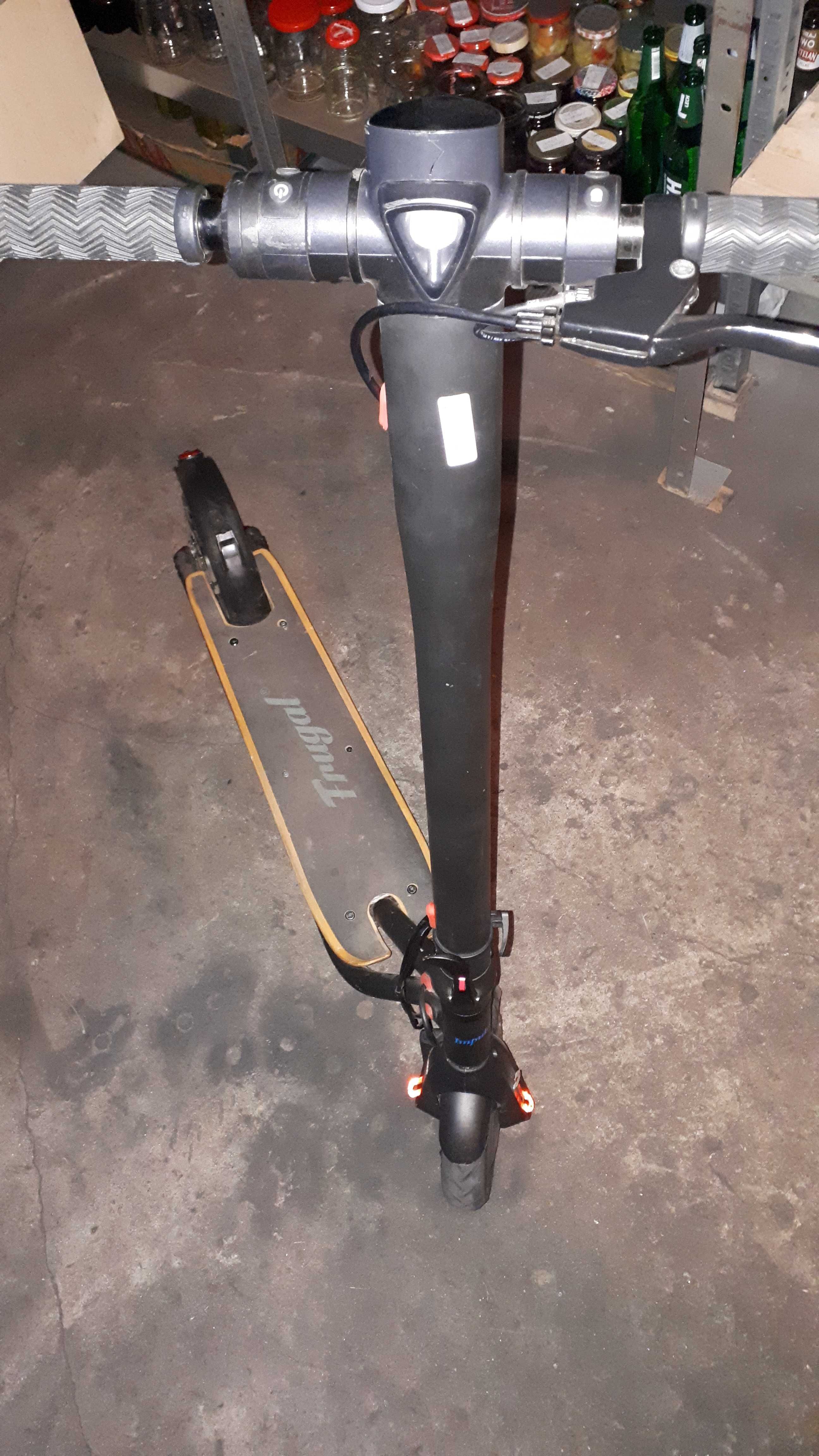 Hulajnoga elektryczna  Frugal Impulse