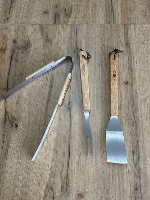 Akcesoria do grilla BBQ łopatka szczypce 3 szt