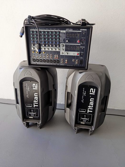 Colunas+Mesa Yamaha Amplificada