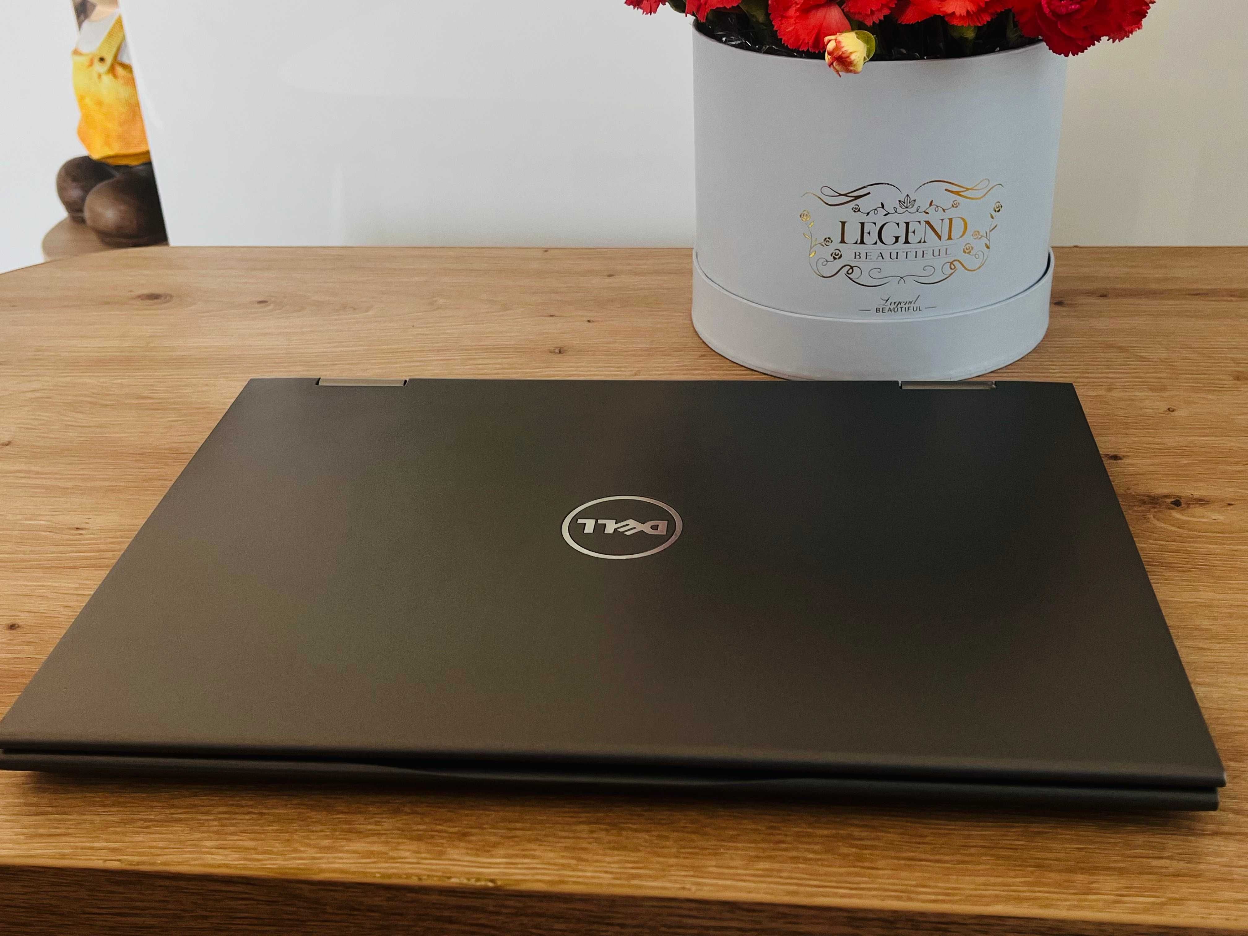 Laptop Dell Inspiron 5379 13,3 " Intel Core i7 16 GB / 256GB srebrny