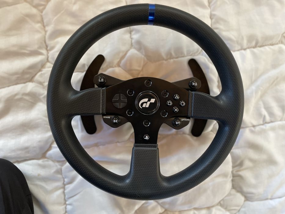 Thrustmaster t 300 rs gt
