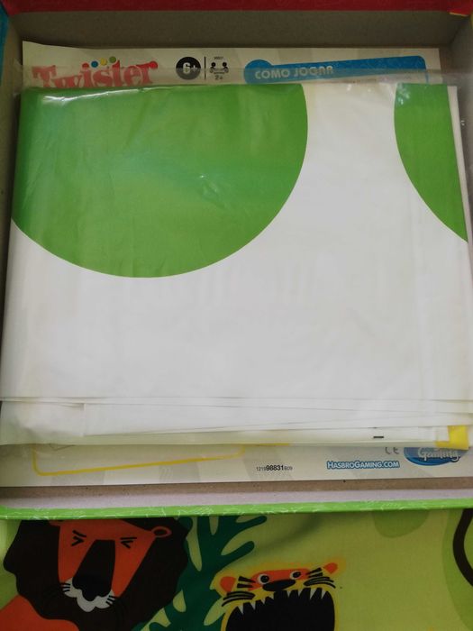 Jogo divertido twister