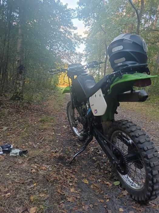 Cross kawasaki kmx 125. Sprzedam albo zamienie