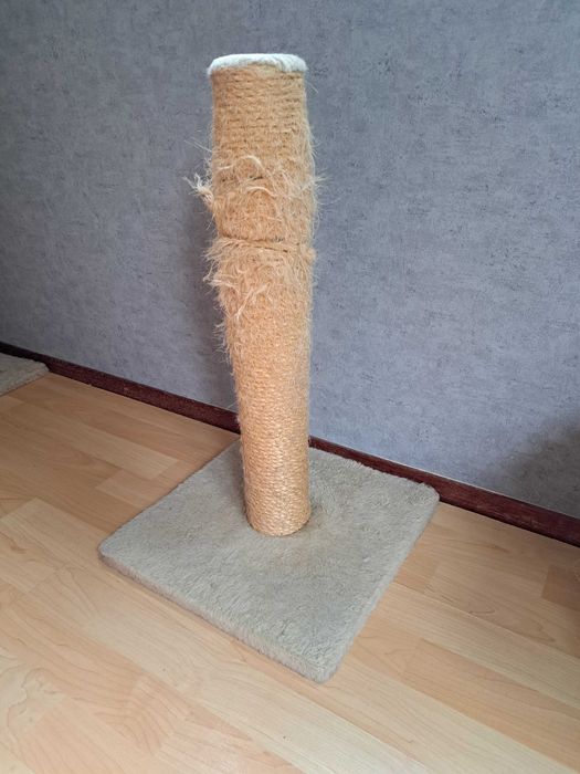 Когтеточка для кота столбик