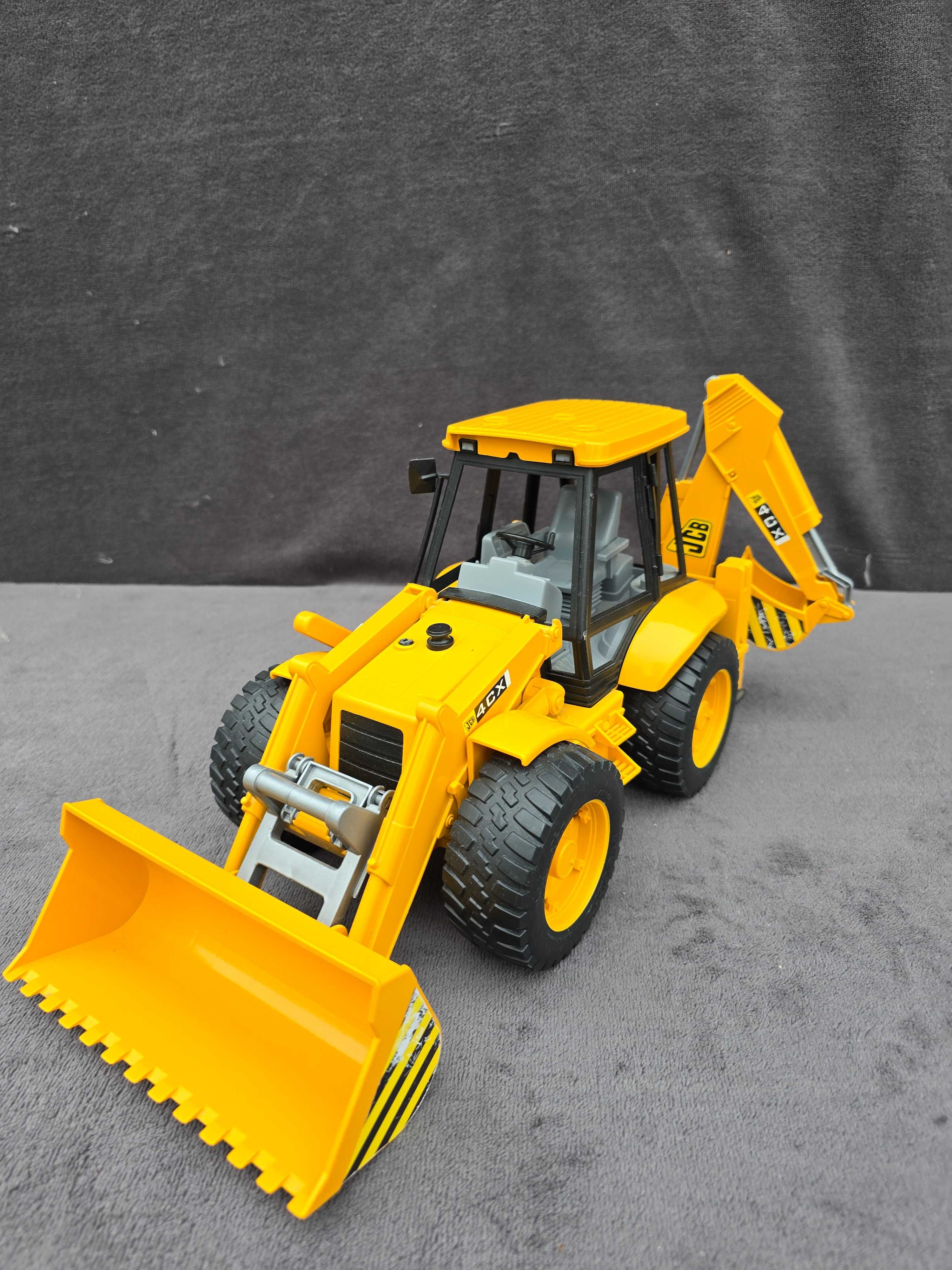 Bruder Koparko-ładowarka JCB 4CX