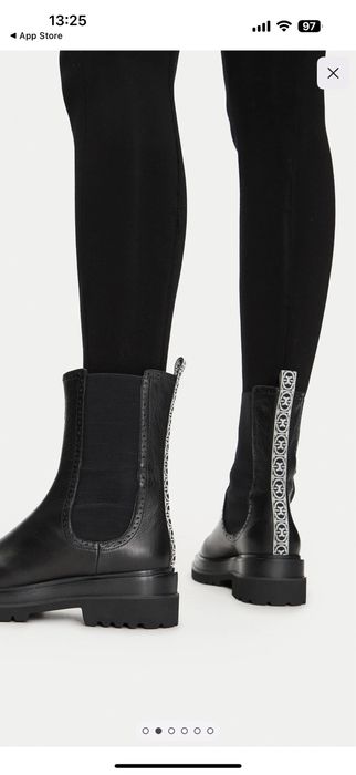 Coccinelle челсі 36р. нові