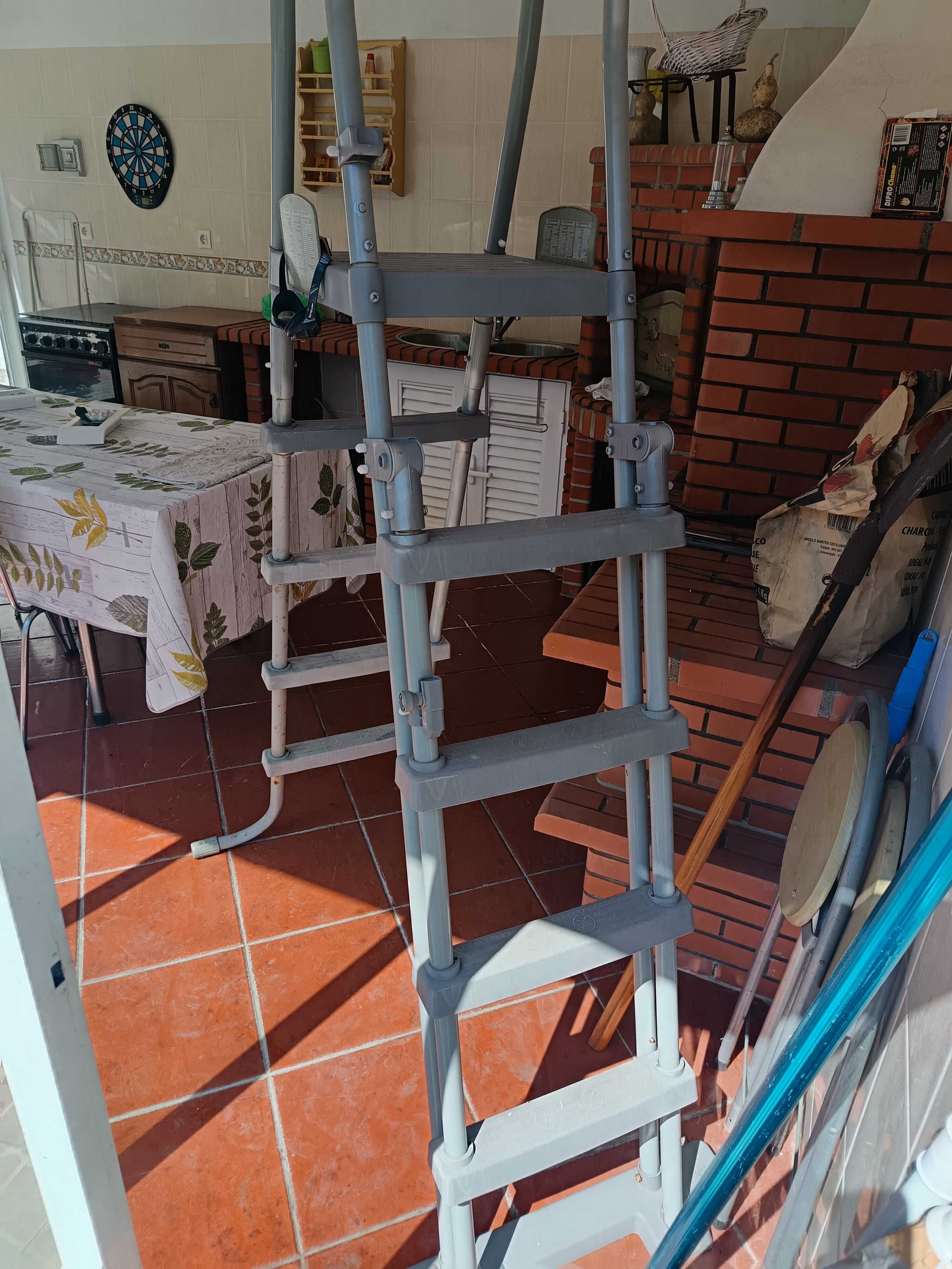 Piscina 9x4 usada.