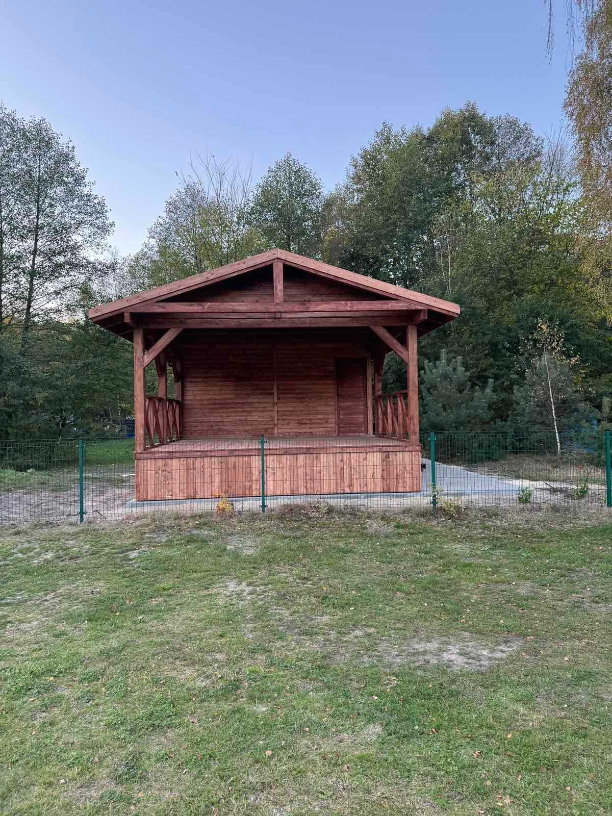 scena drewniana altana wiaty zadaszenia producent
