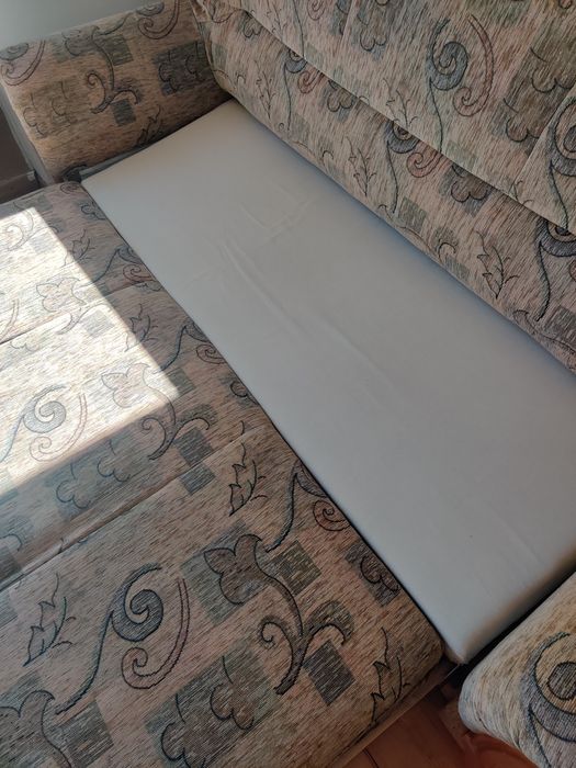 Kanapa, Sofa wysuwana ze schowkiem na pościel