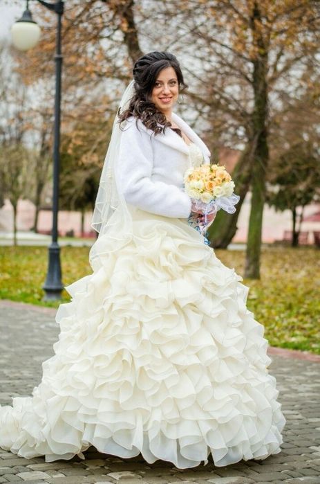 Шикарное свадебное платье