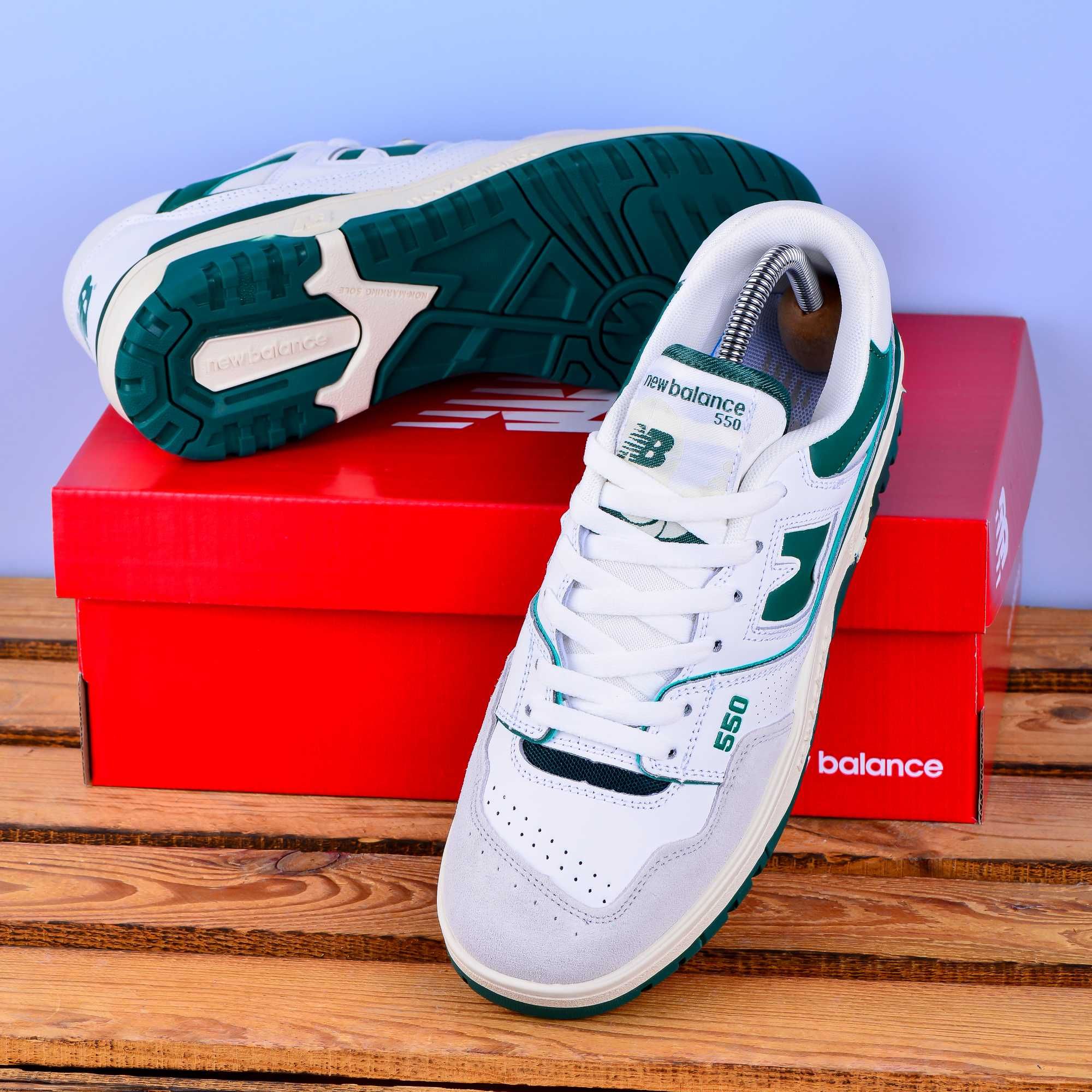 (1980) Чоловічі Кросівки New Balance 550 білі з хакі (41-45)