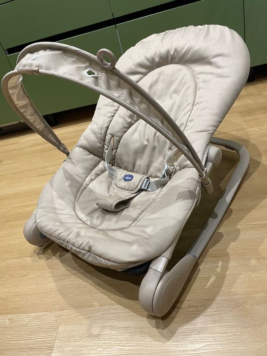 Крісло шезлонг chicco для немовлят від 0+