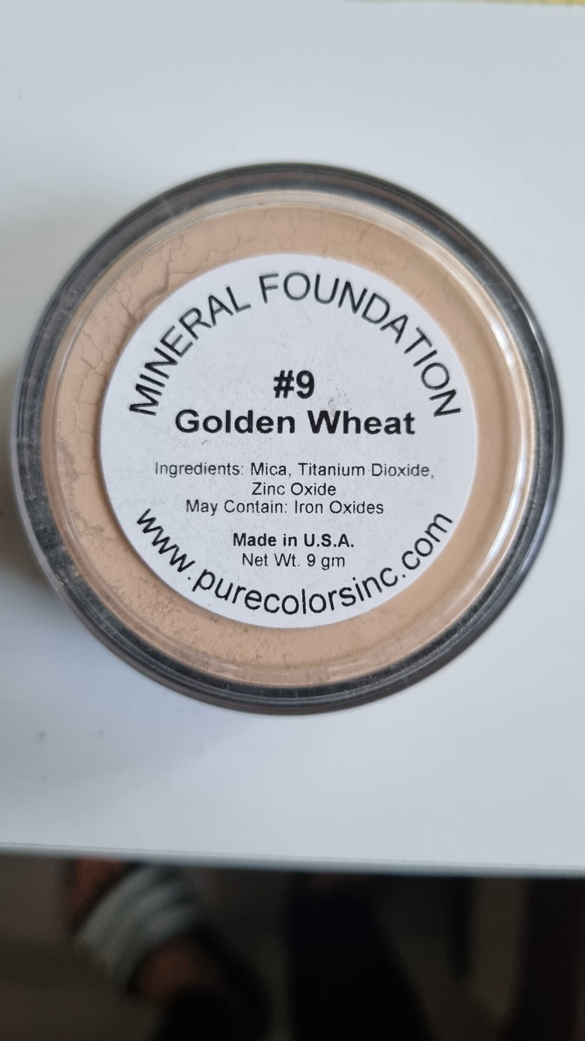Pure colors Mineral Foundation nr.9 i nr.16
