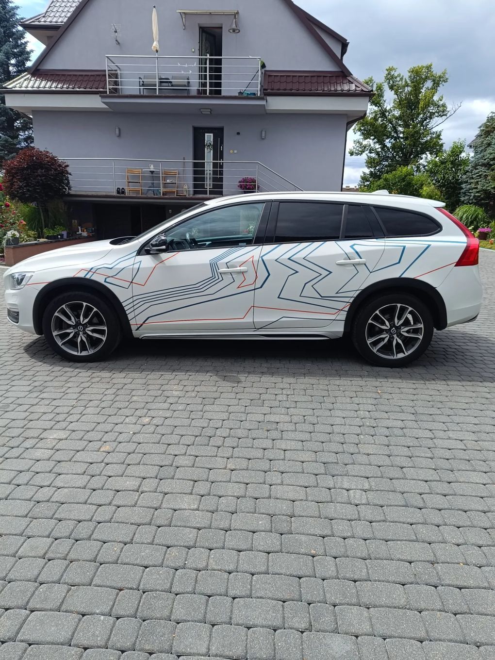 Volvo V60 Volvo V60 Cross Country D4 AWD