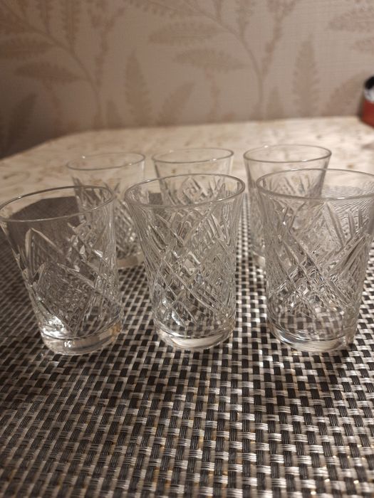Ваза, чашки 300мл, Хрусталь  стопки, бокалы Чехословакия, сервиз Мадон