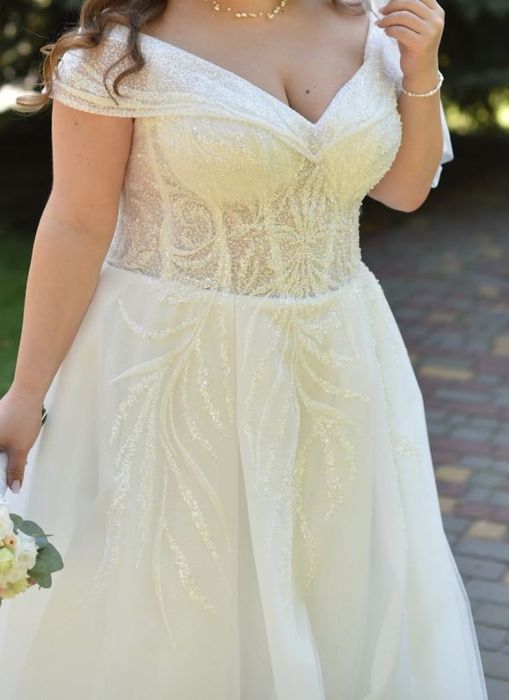 Платье свадебное (52-54 xxxl)