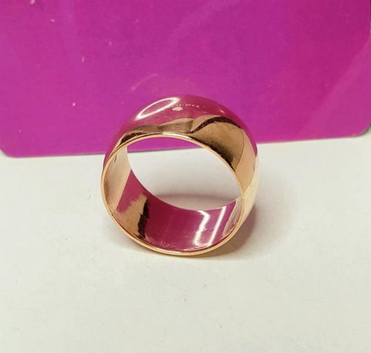 Продам золотое кольцо