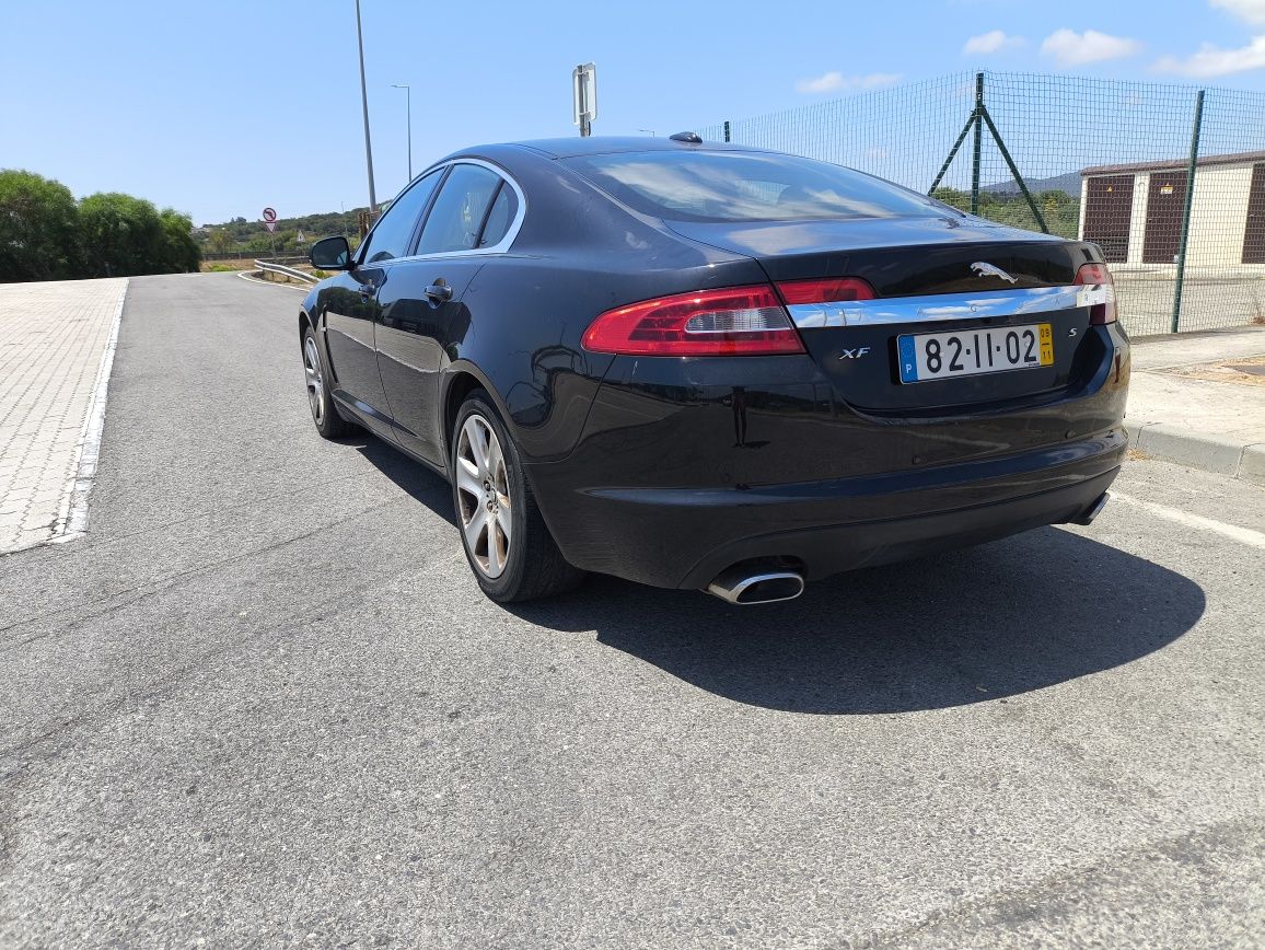 Vende-se Jaguar XF-S
