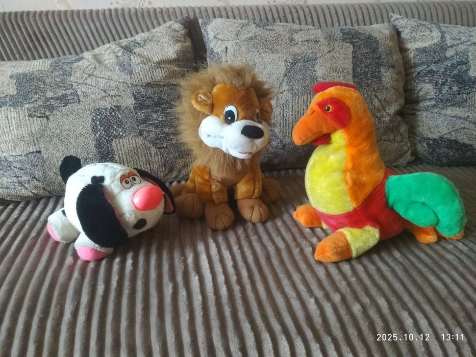 Мягкие игрушки большие и маленькие