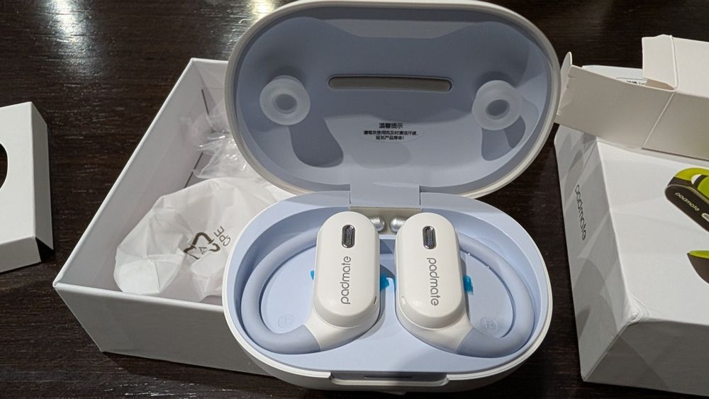 Earphones Padmate S66