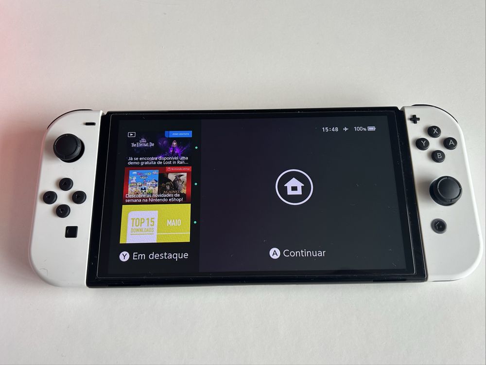 Nintendo Switch OLED + 2 jogos + case - como novo