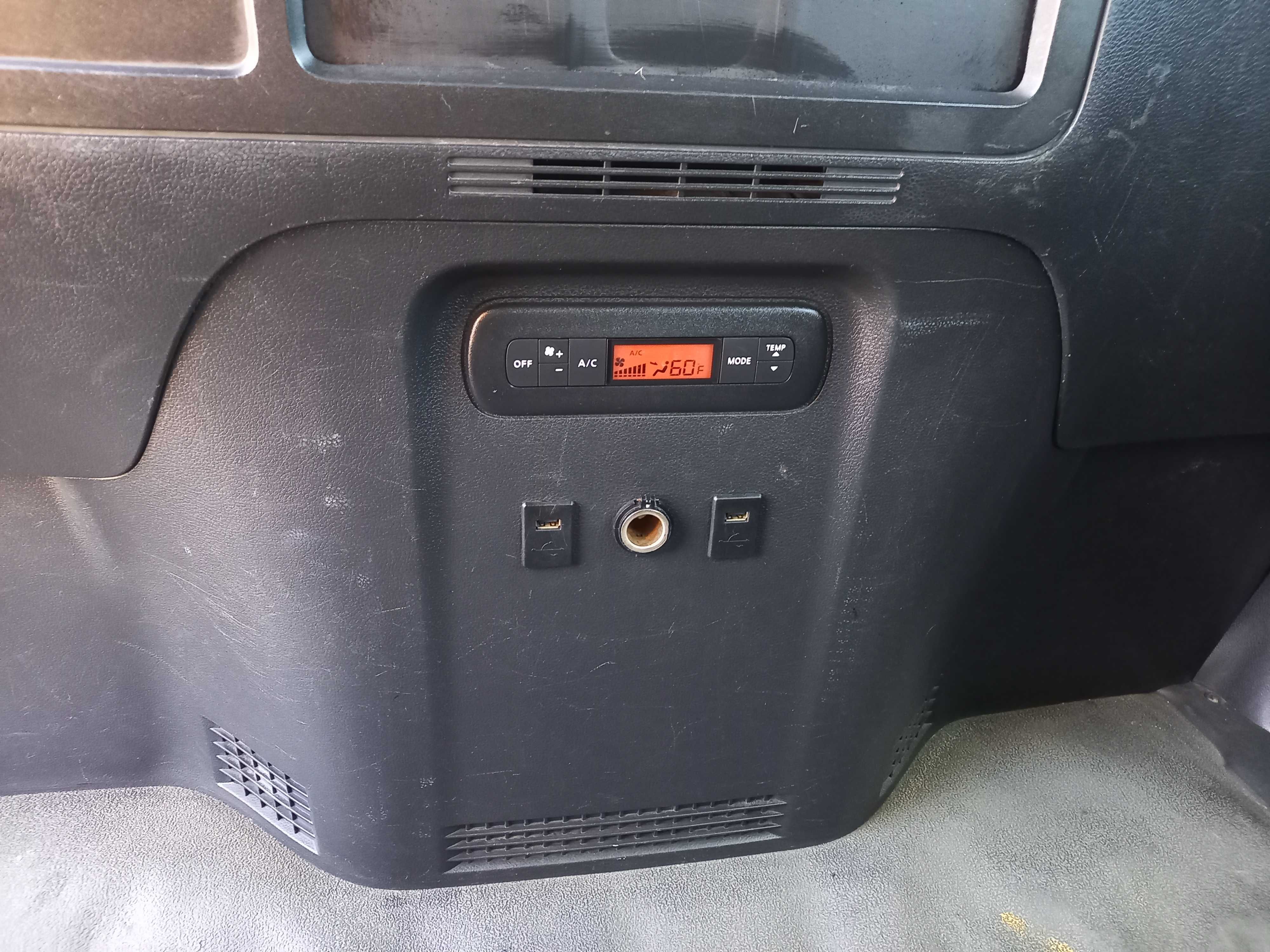 Микроавтобус пассажирский Nissan NV200 Taxi NY