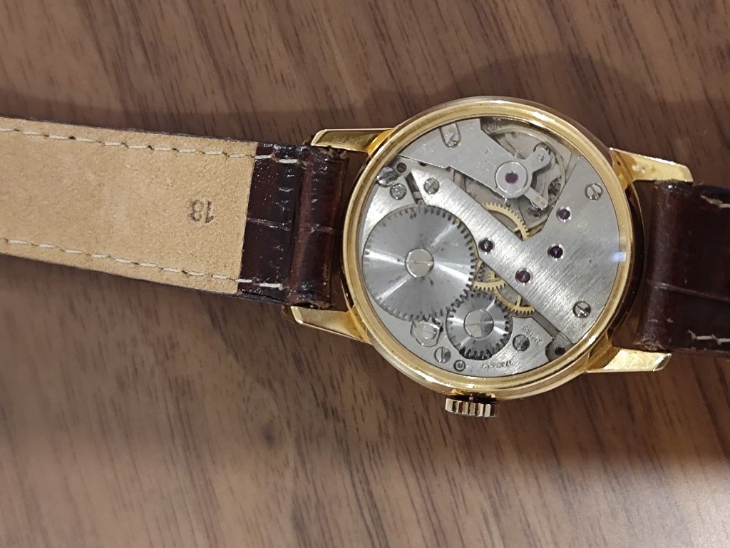 Relógio suíço vintage a corda Hudson