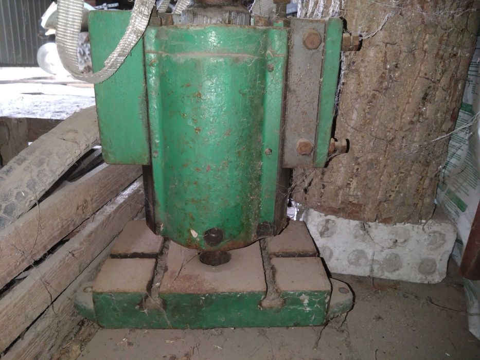 Prasa balansowa YP1 3,8T