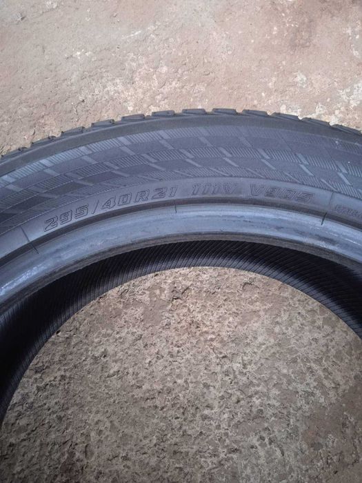Шини зимові YOKOHAMA 295/40R21, 111V, 4шт