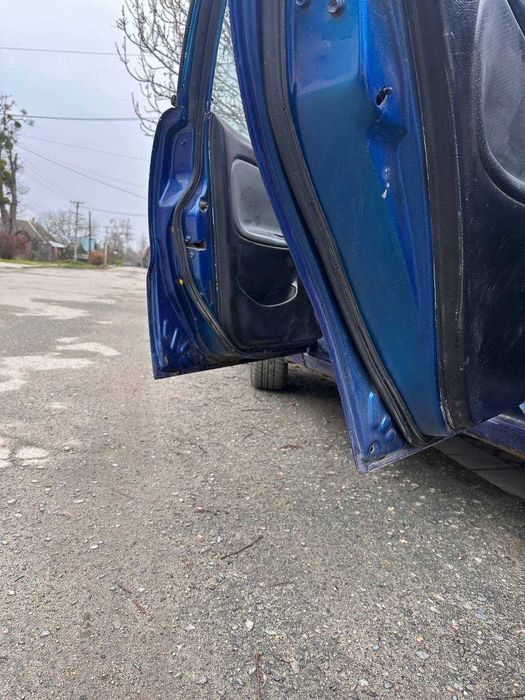 Обслуженный Lanos 1.5 газ бензин