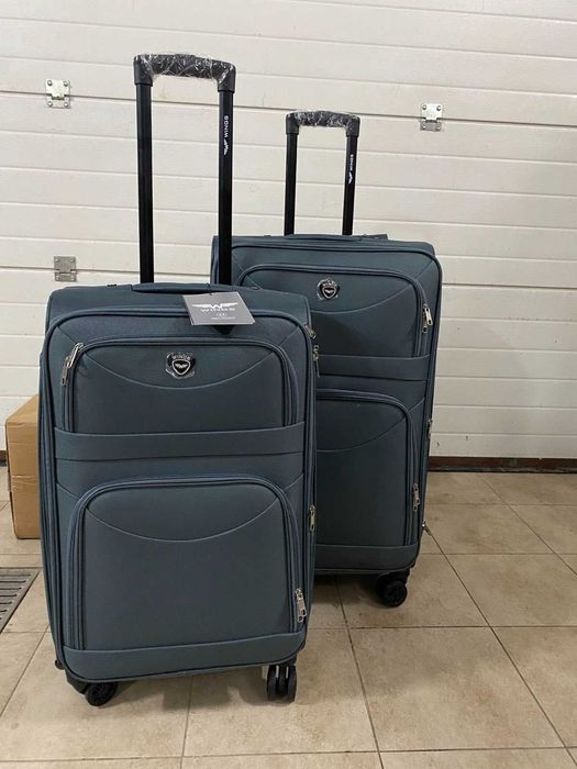 wings валіза чемодан на 4колесах Польша